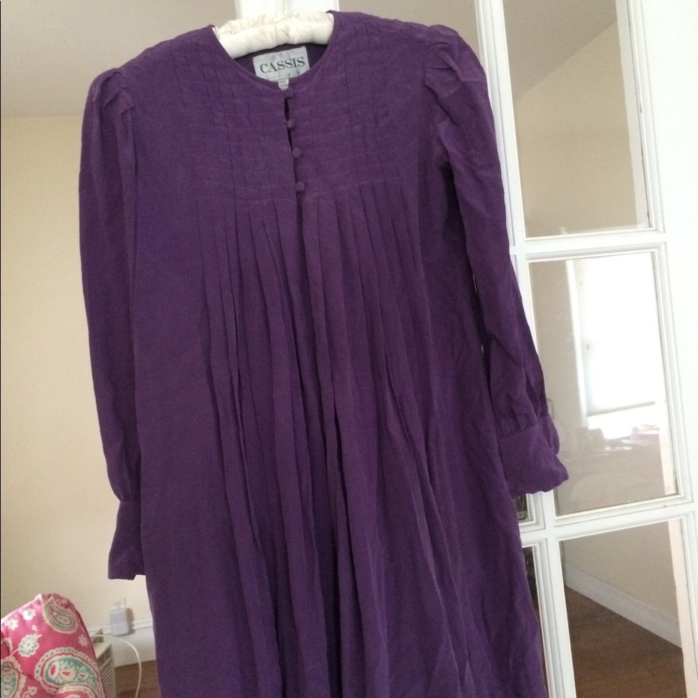 Cassis knee length long sleeve 100% silk dress